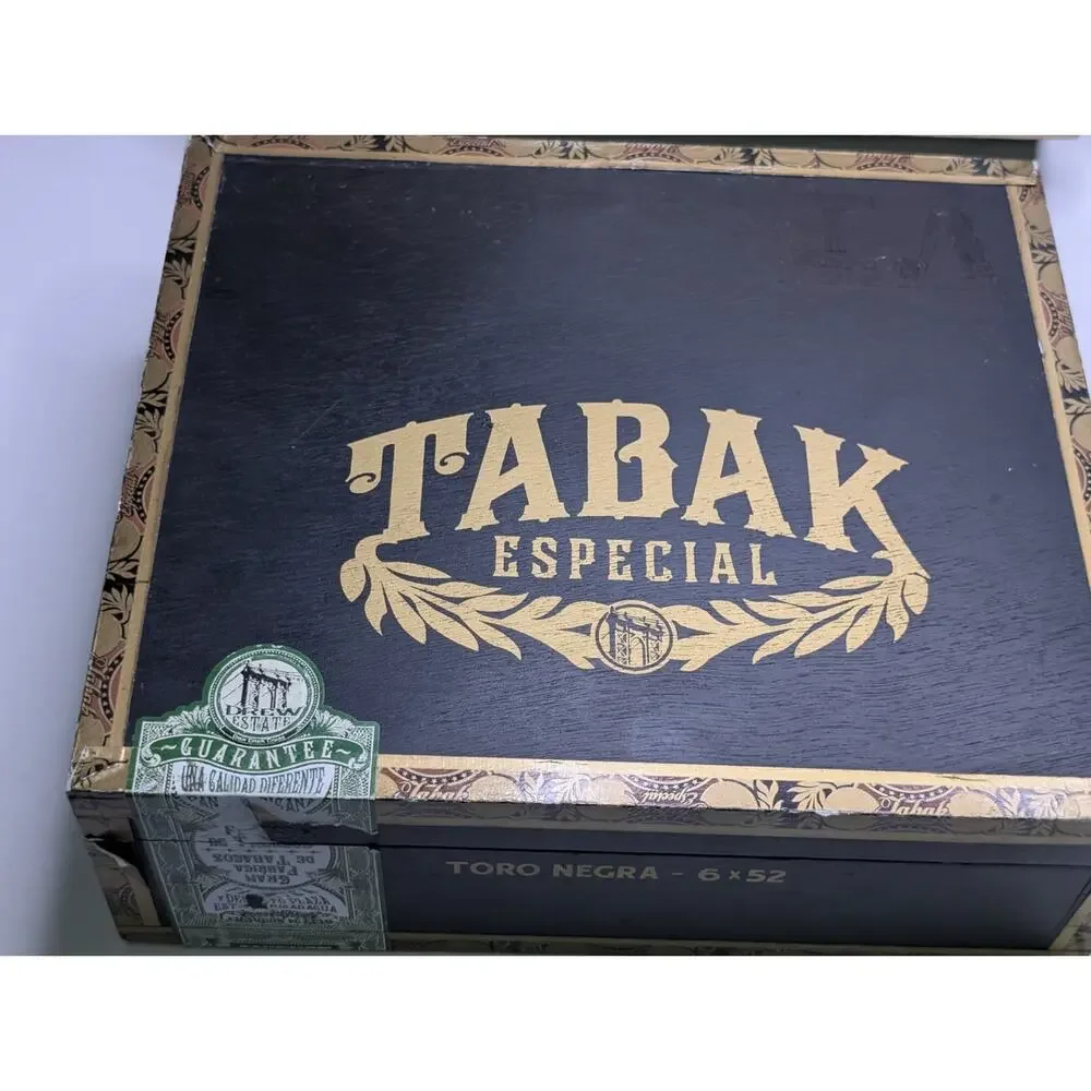 Lot of 4 Empty Wooden Cigar Boxes Romeo y Julieta Camacho Sancho Panza Tabak